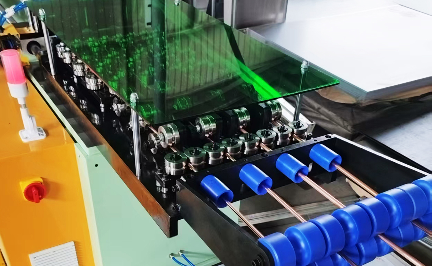 SC-4-1000A স্বয়ংক্রিয় টিউব সোজা করার চিপ-মুক্ত কাটিং মেশিন SC-4-1000A স্বয়ংক্রিয় টিউব সোজা করার চিপ-মুক্ত কাটিং মেশিন