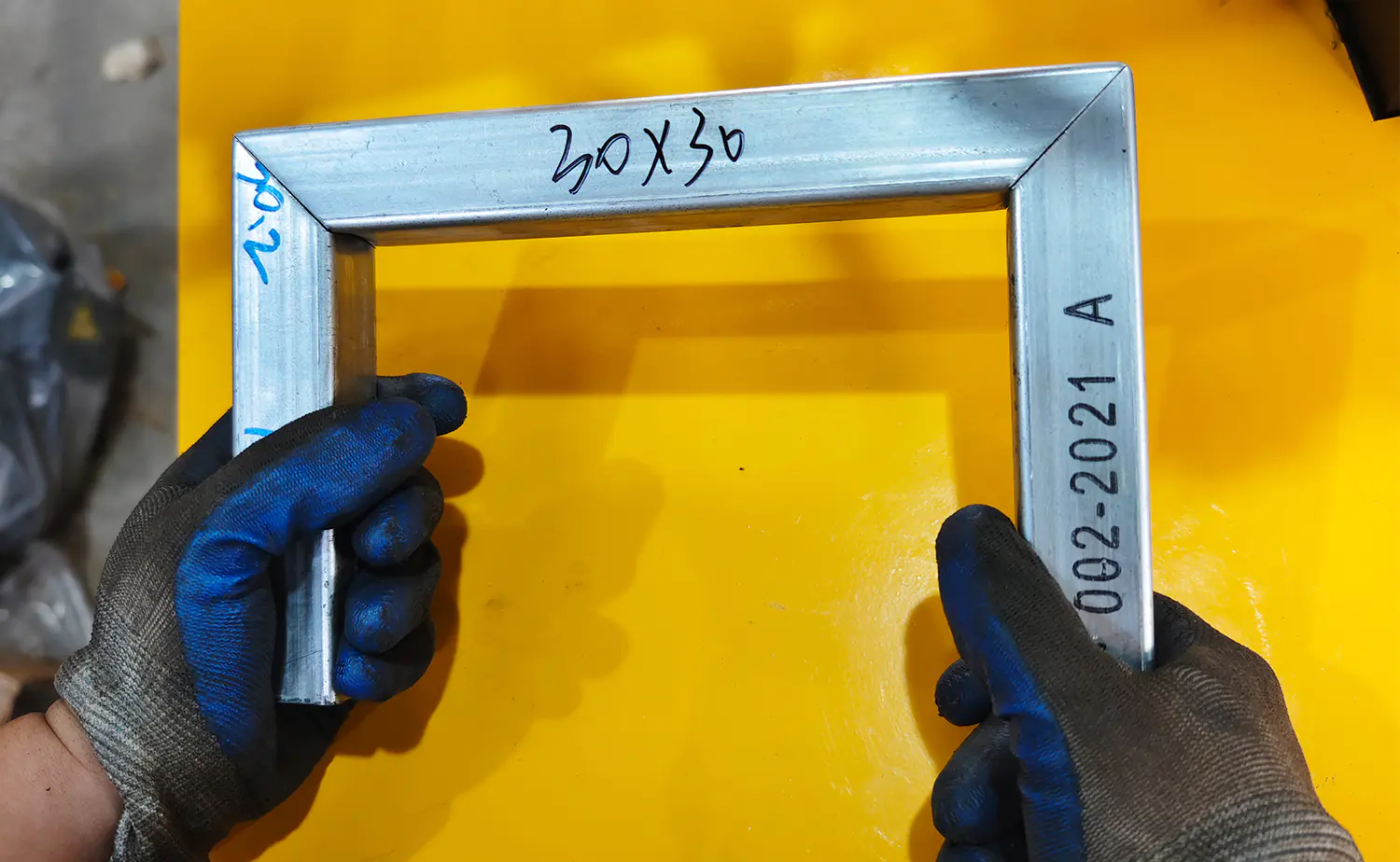 HS-P-100-2P আধা-স্বয়ংক্রিয় পাঞ্চ মেশিন